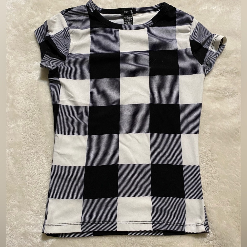 Rue21 women’s tee